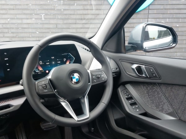 Used BMW 1 Series 2025 for sale - 76269329: Photo 10