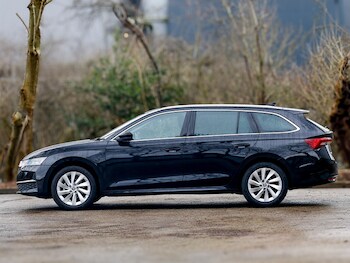 Used Skoda Octavia 2024 for sale - 77702461: Photo