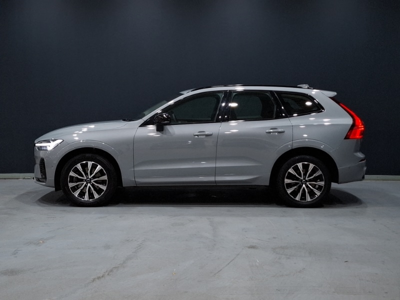 Used Volvo XC60 2023 for sale - 76987493: Photo 4