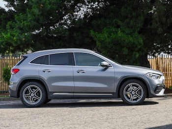 Used Mercedes-Benz GLA 2020 for sale - 75656639: Photo