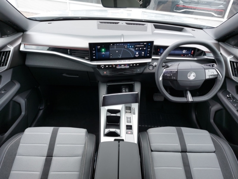 Used Vauxhall Grandland 2025 for sale - 77875316: Photo 2