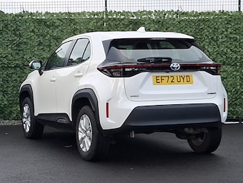 Used Toyota Yaris Cross 2023 for sale - 77876869: Photo