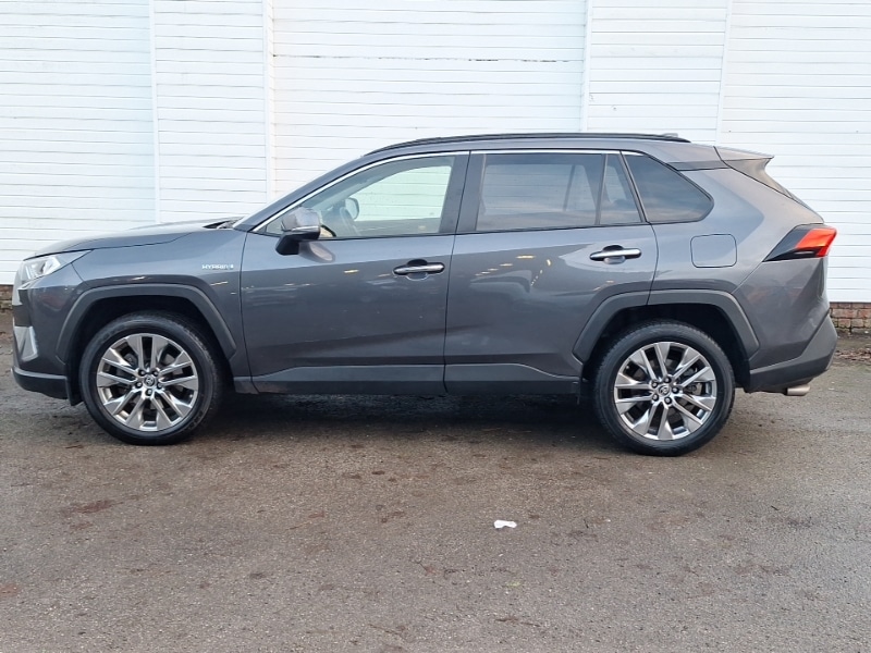 Used Toyota RAV4 2021 for sale - 76915839: Photo 4