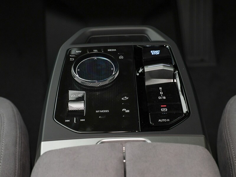 Used BMW iX 2025 for sale - 77889803: Photo 7