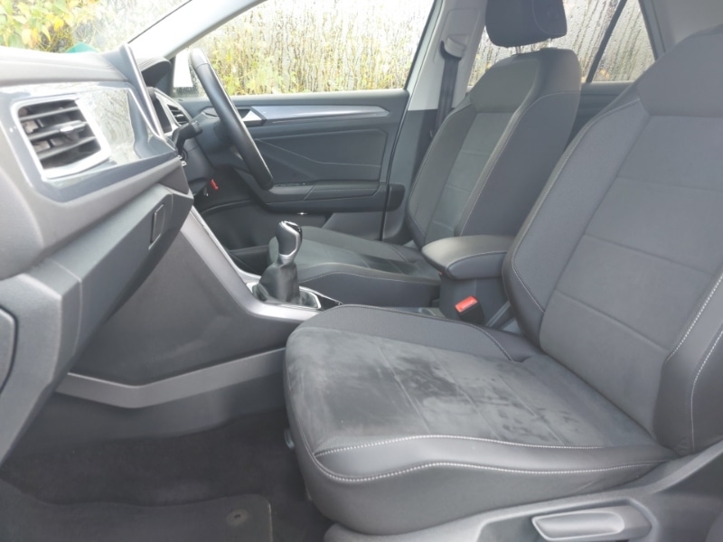 Used Volkswagen T-Roc 2023 for sale - 77330295: Photo 5