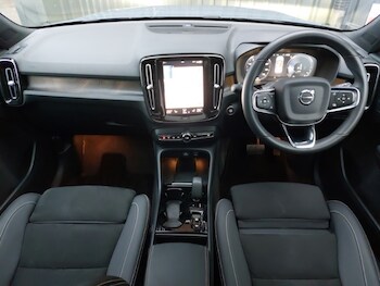 Used Volvo XC40 2022 for sale - 77266089: Photo