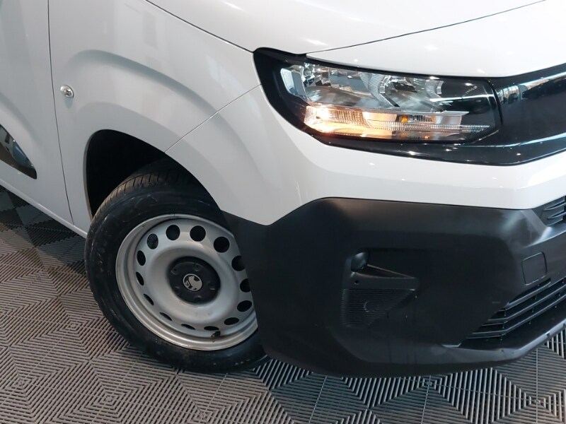 Used Vauxhall Combo 2024 for sale - 77948940: Photo 9