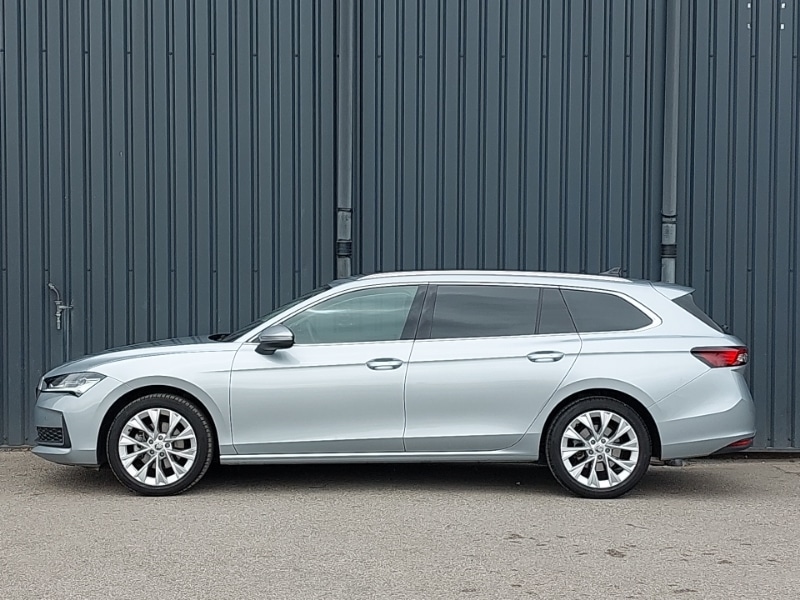 Used Skoda Superb 2024 for sale - 77285278: Photo 4