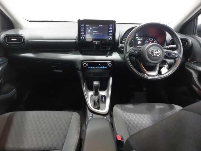 Used Toyota Yaris 2022 for sale - 76619554: Photo 2
