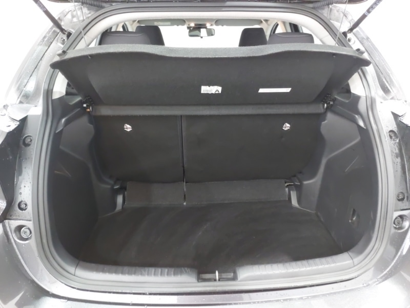 Used Toyota Yaris 2022 for sale - 76619554: Photo 8