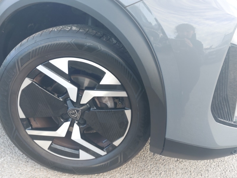 Used Peugeot 2008 2024 for sale - 76404100: Photo 9