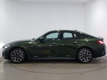 Used BMW i4 2022 for sale - 77046614: Photo