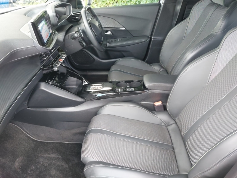 Used Peugeot 2008 2024 for sale - 76771158: Photo 5