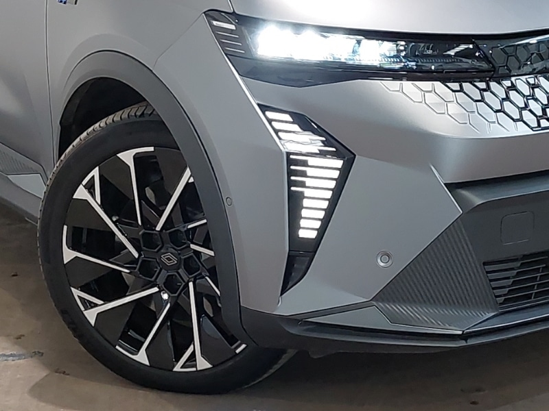 Used Renault Scenic E-Tech 2024 for sale - 76881344: Photo 9