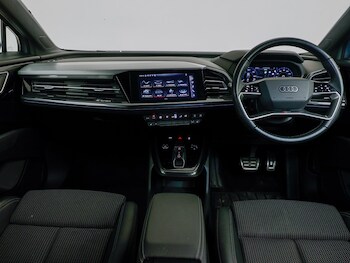 Used Audi Q4 e-tron 2021 for sale - 77467702: Photo