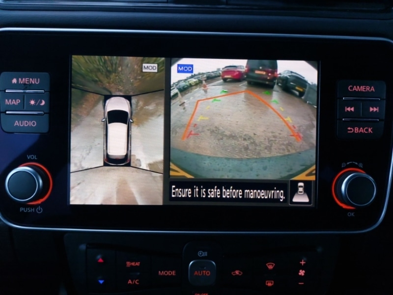 Used Nissan Leaf 2022 for sale - 77012699: Photo 11