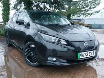 Used Nissan Leaf 2022 for sale - 77012699: Photo