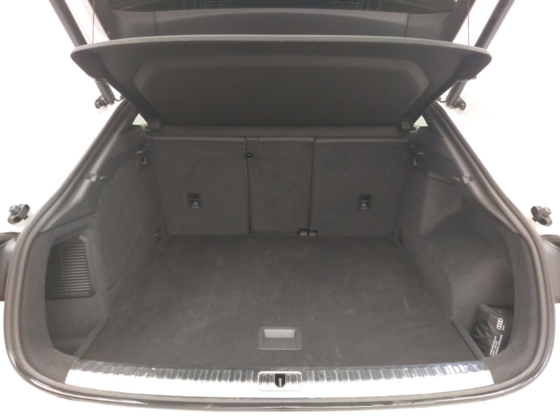 Used Audi Q3 2021 for sale - 77923628: Photo 8