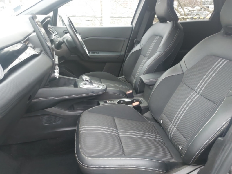 Used Renault Captur 2023 for sale - 77531424: Photo 5