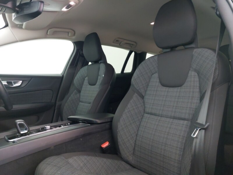 Used Volvo V60 2021 for sale - 77817814: Photo 12