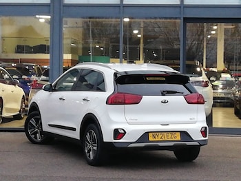 Used Kia Niro 2021 for sale - 77948889: Photo