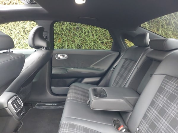 Used Hyundai IONIQ 6 2023 for sale - 76301554: Photo 6