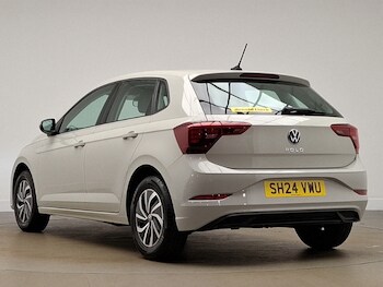 Used Volkswagen Polo 2024 for sale - 77062941: Photo