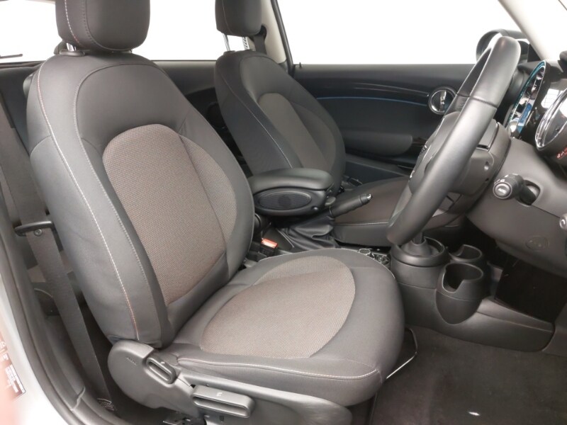 Used MINI Hatch 2023 for sale - 77312172: Photo 11