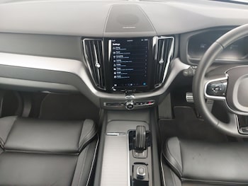 Used Volvo XC60 2021 for sale - 77087133: Photo