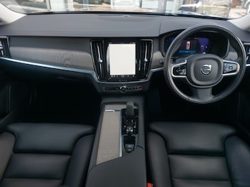 Used Volvo V90 2021 for sale - 75920881: Photo