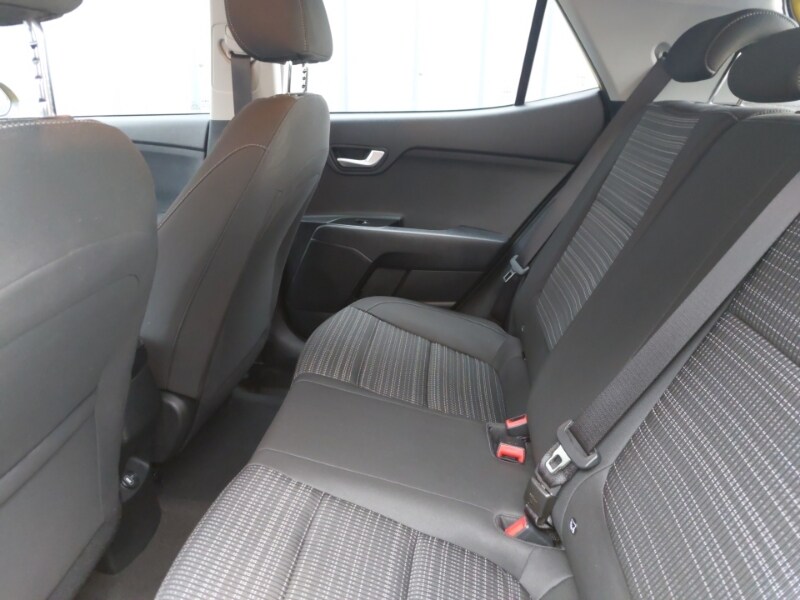 Used Kia Stonic 2023 for sale - 77875394: Photo 6