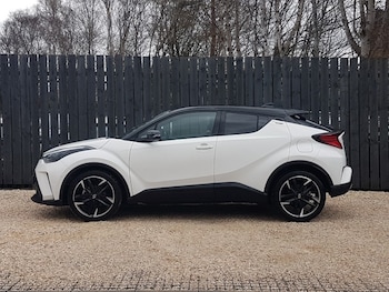 Used Toyota C-HR 2023 for sale - 77969457: Photo