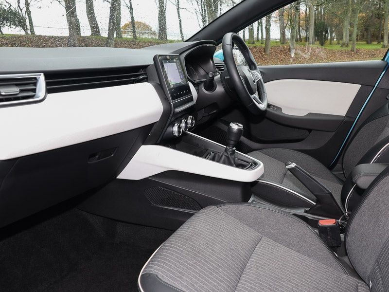 Used Renault Clio 2022 for sale - 76552962: Photo 2