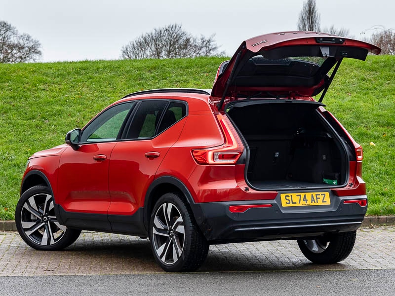 Used Volvo XC40 2024 for sale - 77657153: Photo 8