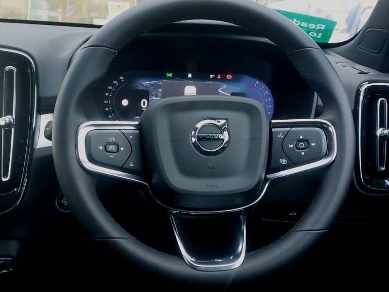 Used Volvo XC40 2025 for sale - 77433940: Photo 7