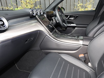 Used Mercedes-Benz GLC 2024 for sale - 75562072: Photo