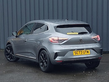 Used Renault Clio 2024 for sale - 76970754: Photo