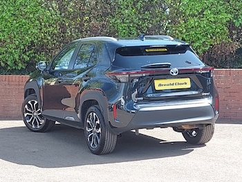 Used Toyota Yaris Cross 2022 for sale - 75441929: Photo