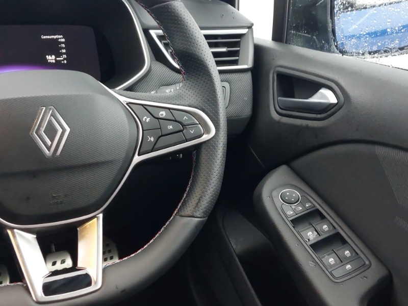 Used Renault Clio 2025 for sale - 77165327: Photo 11