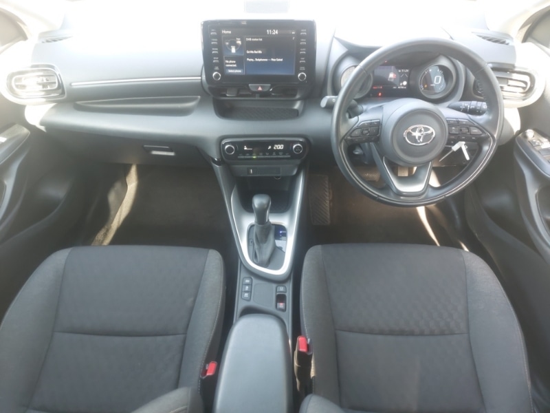 Used Toyota Yaris 2022 for sale - 77987510: Photo 2