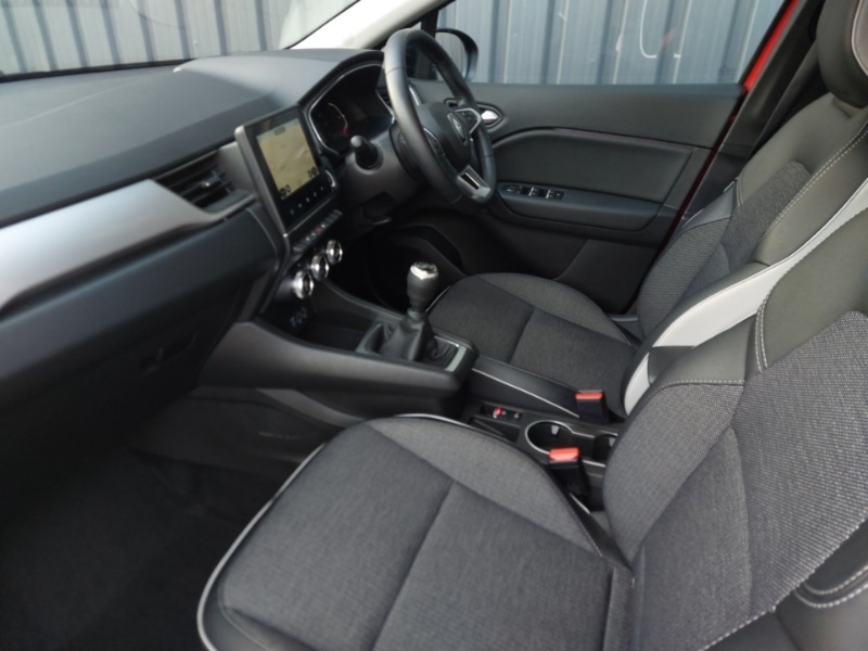 Used Renault Captur 2022 for sale - 76695387: Photo 5