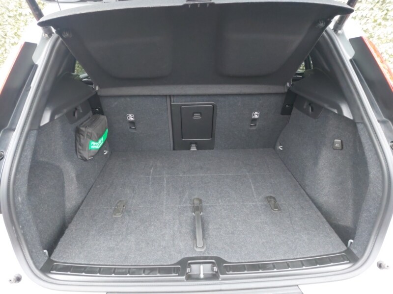 Used Volvo XC40 2024 for sale - 77197049: Photo 8