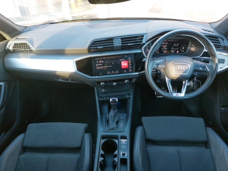 Used Audi Q3 2021 for sale - 77008859: Photo 2