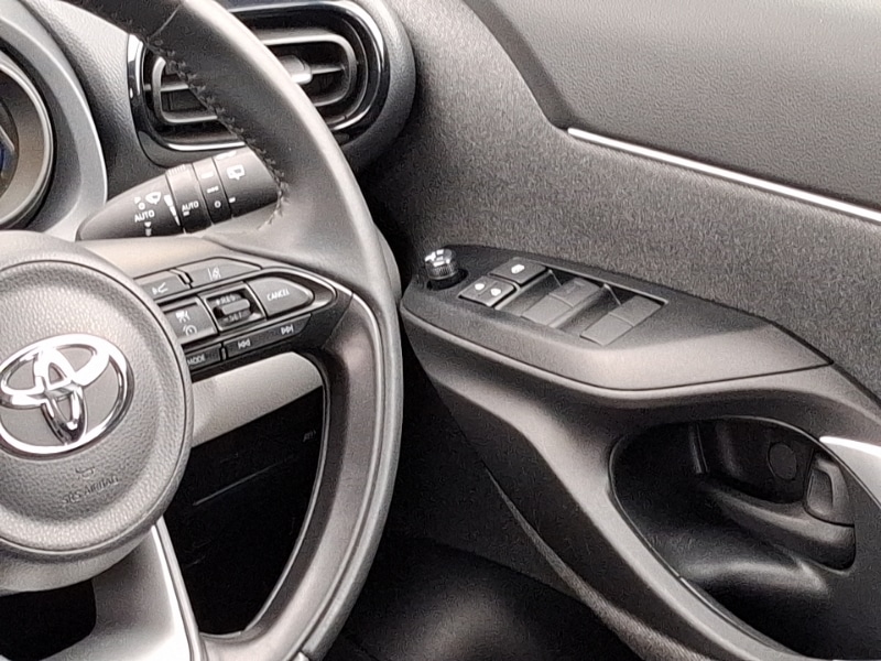 Used Toyota Yaris Cross 2022 for sale - 77371662: Photo 11