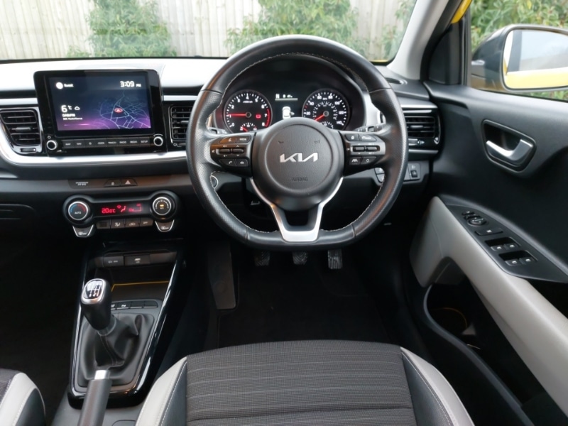 Used Kia Stonic 2021 for sale - 77424059: Photo 7