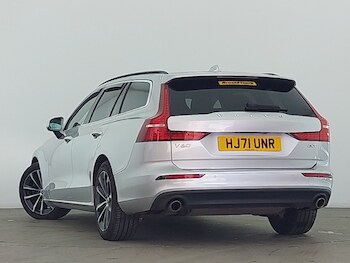 Used Volvo V60 2021 for sale - 77752320: Photo