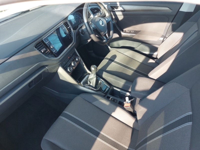 Used Volkswagen T-Roc 2021 for sale - 77702522: Photo 5