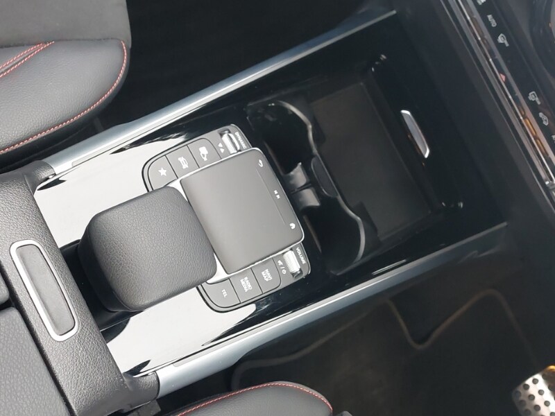 Used Mercedes-Benz EQB 2022 for sale - 77949825: Photo 11