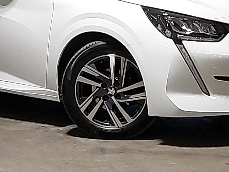 Used Peugeot 208 2023 for sale - 76571837: Photo 9