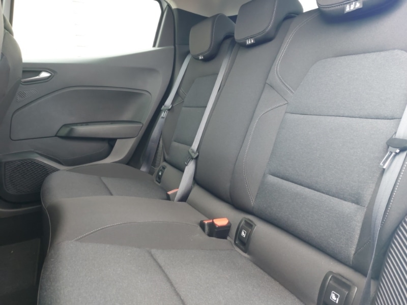 Used Renault Clio 2023 for sale - 77874724: Photo 6